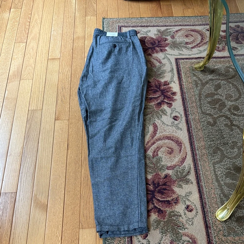 Banana Republic Charcoal Linen-Blend Trousers